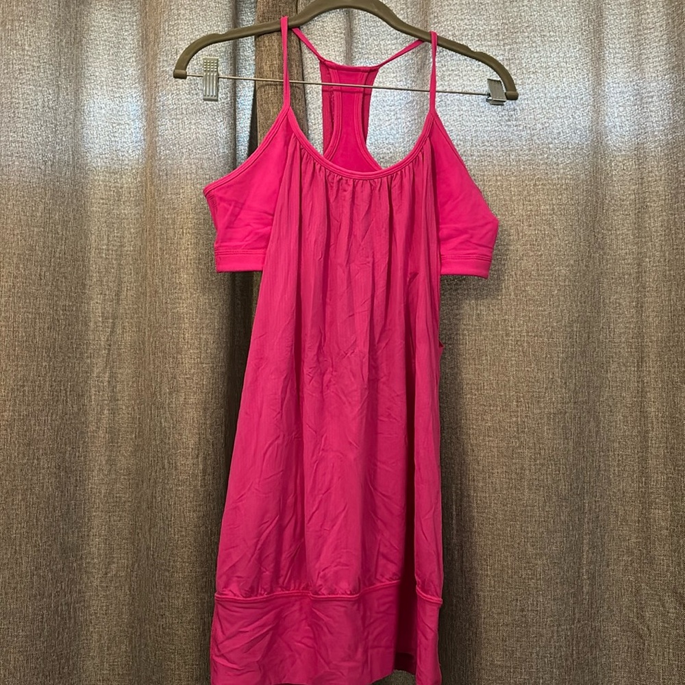 Lululemon tank top for women